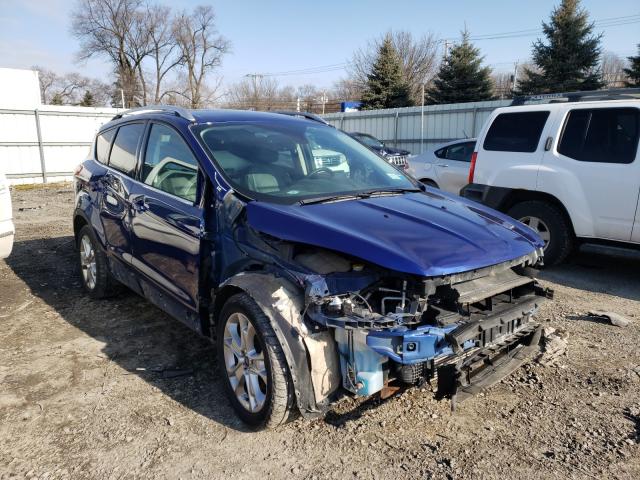 Ford Escape tit (2016)