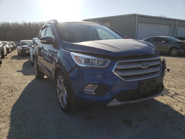 Ford Escape tit (2019)