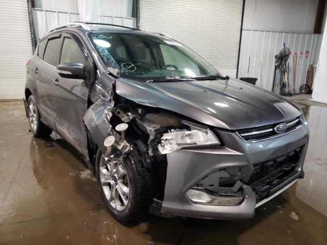 Ford Escape tit (2014)
