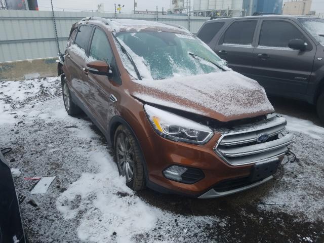Ford Escape tit (2017)