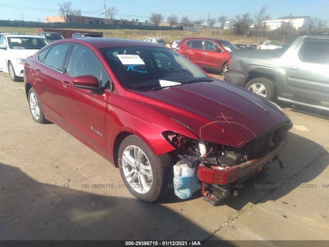 Ford Fusion hybrid (2018)