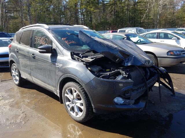 Ford Escape tit (2016)