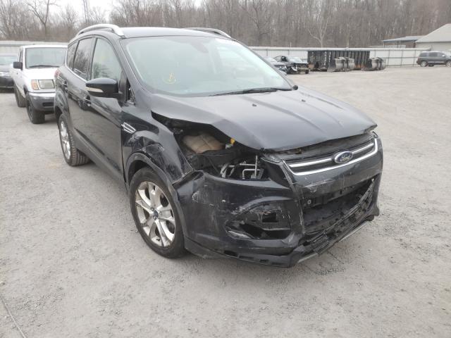 Ford Escape tit (2014)