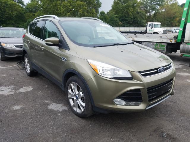 Ford Escape tit (2014)