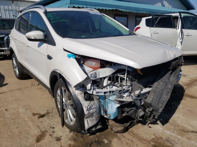 Ford Escape tit (2017)