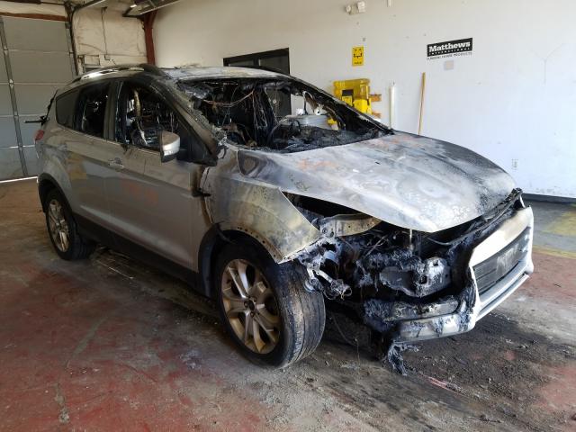 Ford Escape tit (2014)