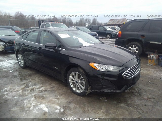 Ford Fusion hybrid (2019)