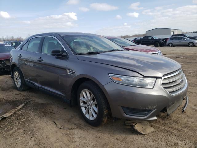 Ford Taurus se (2013)