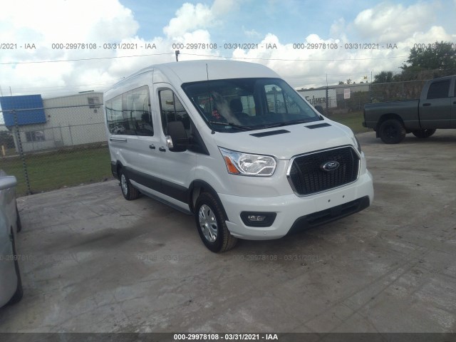 Ford Transit passenger wagon (2021)