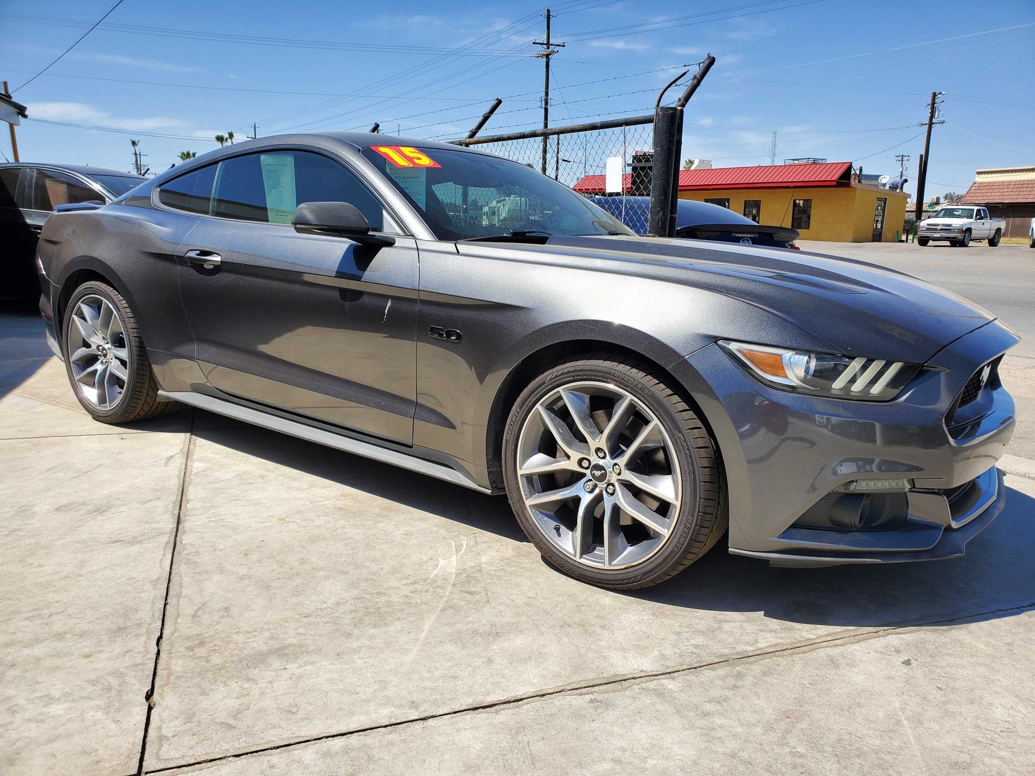 Ford Mustang gt (2015)