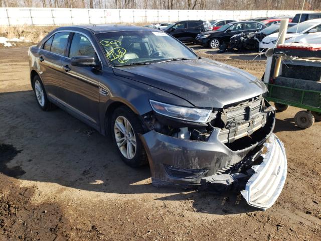 Ford Taurus sel (2015)