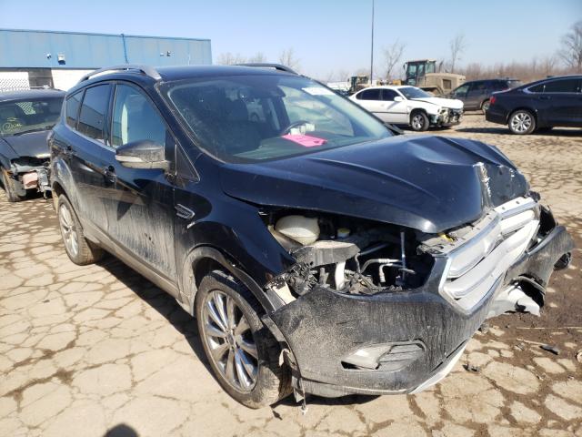 Ford Escape tit (2017)