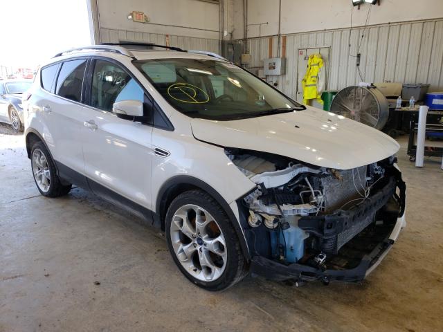 Ford Escape tit (2013)