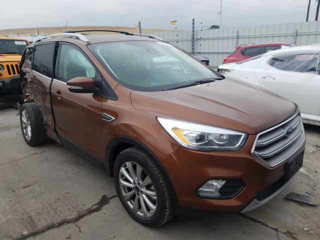 Ford Escape tit (2017)
