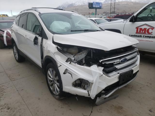 Ford Escape tit (2017)