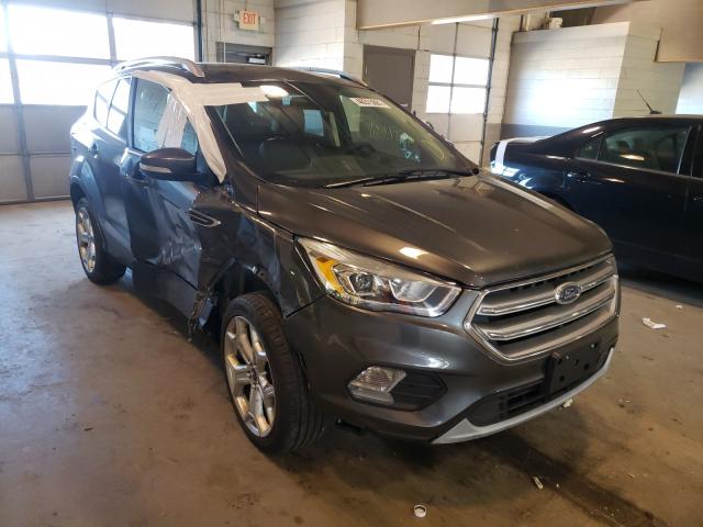 Ford Escape tit (2017)