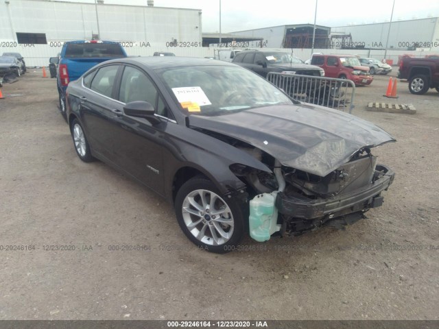 Ford Fusion hybrid (2019)