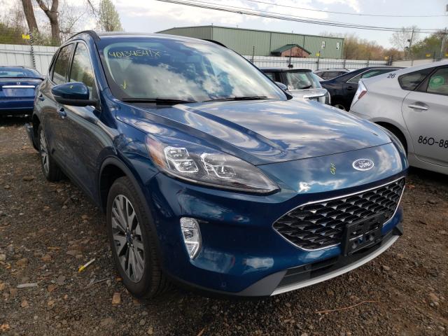Ford Escape tit (2020)