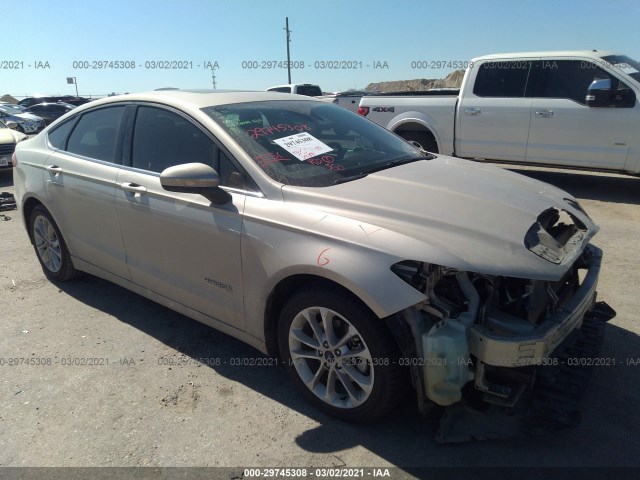 Ford Fusion hybrid (2019)