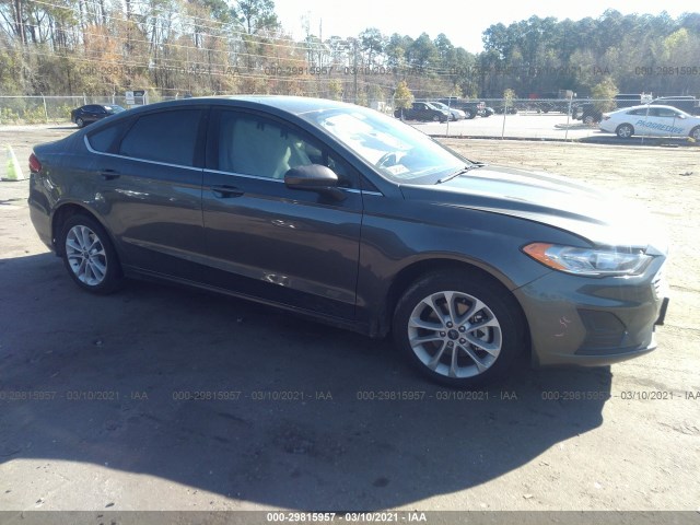 Ford Fusion hybrid (2020)