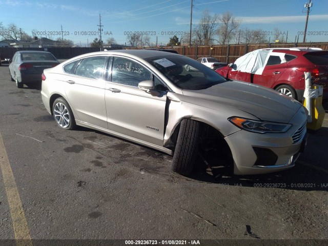 Ford Fusion hybrid (2019)