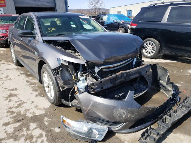 Ford Taurus se (2013)