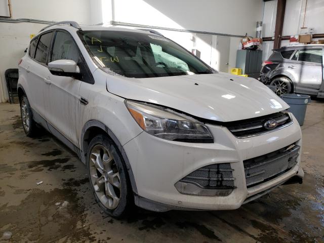 Ford Escape tit (2014)