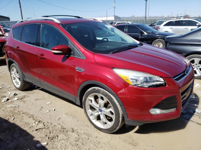 Ford Escape tit (2013)