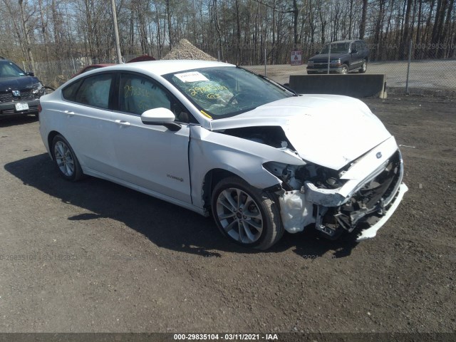 Ford Fusion hybrid (2019)