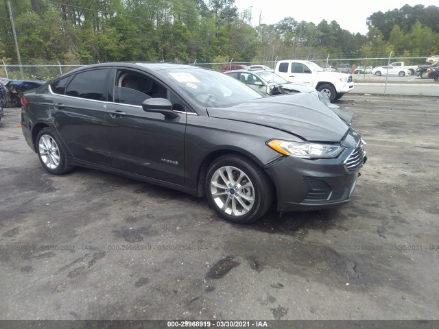 Ford Fusion hybrid (2019)