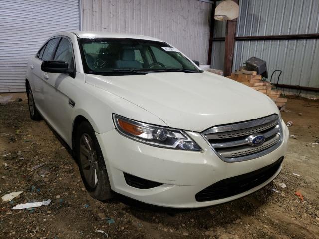 Ford Taurus se (2012)