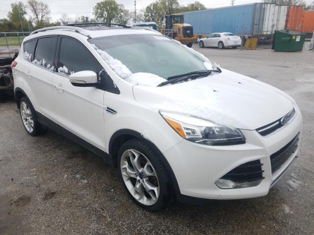 Ford Escape tit (2014)
