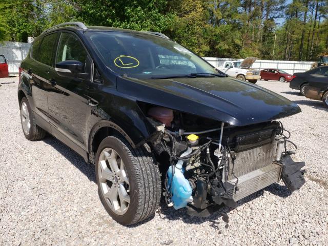 Ford Escape tit (2017)