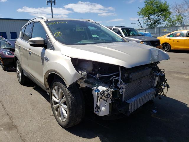 Ford Escape tit (2018)