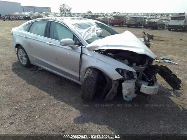 Ford Fusion hybrid (2019)