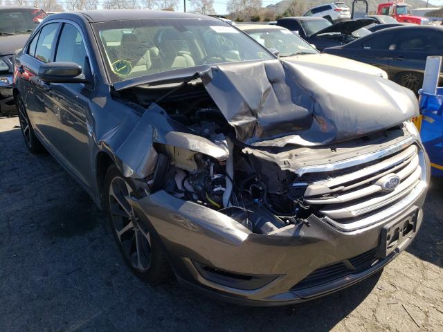 Ford Taurus sel (2015)