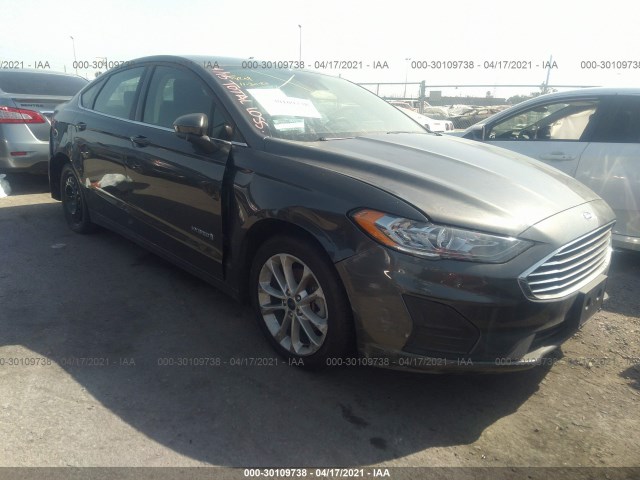 Ford Fusion hybrid (2019)