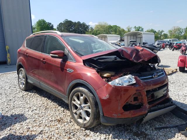 Ford Escape tit (2014)