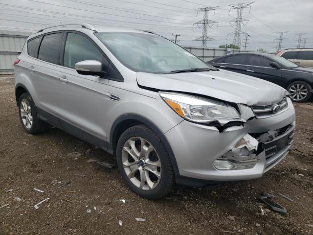 Ford Escape tit (2014)