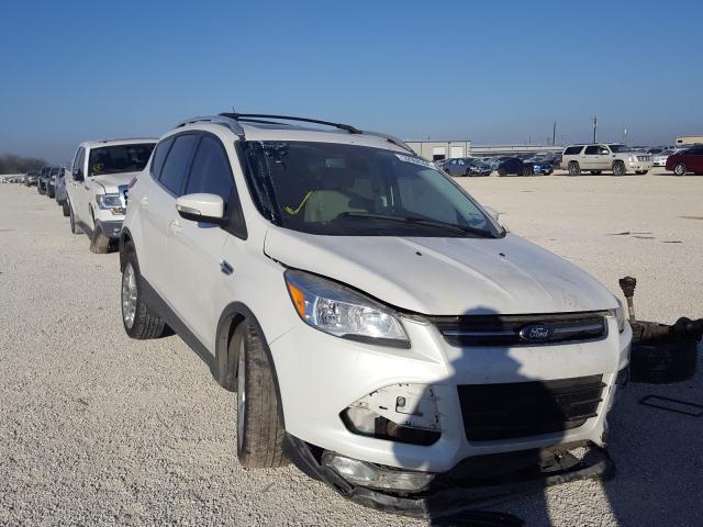Ford Escape tit (2014)
