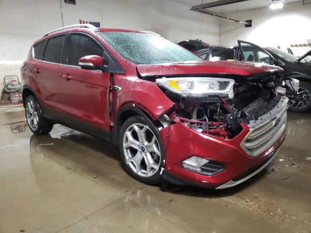 Ford Escape tit (2017)