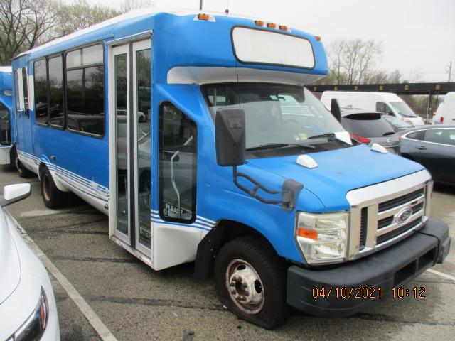 Ford Econoline (2010)