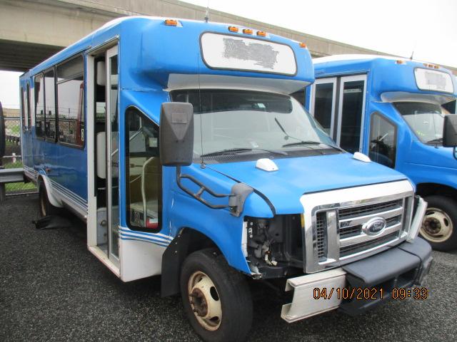 Ford Econoline (2012)