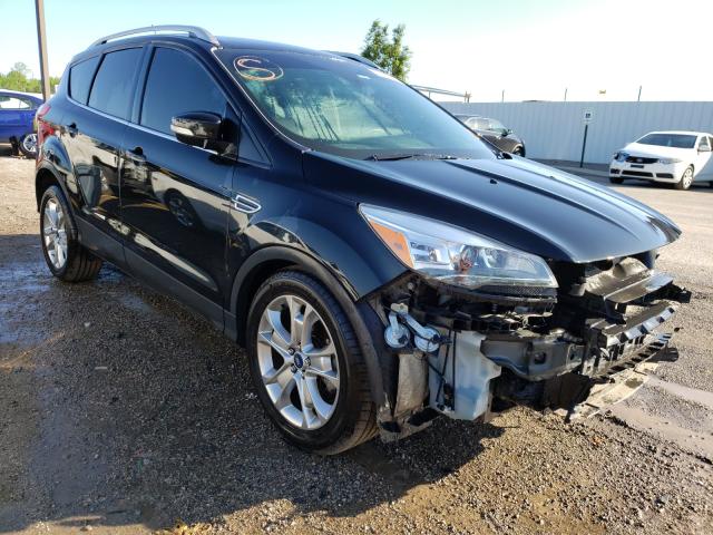 Ford Escape tit (2014)