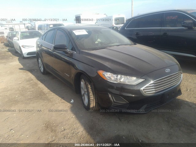 Ford Fusion hybrid (2019)