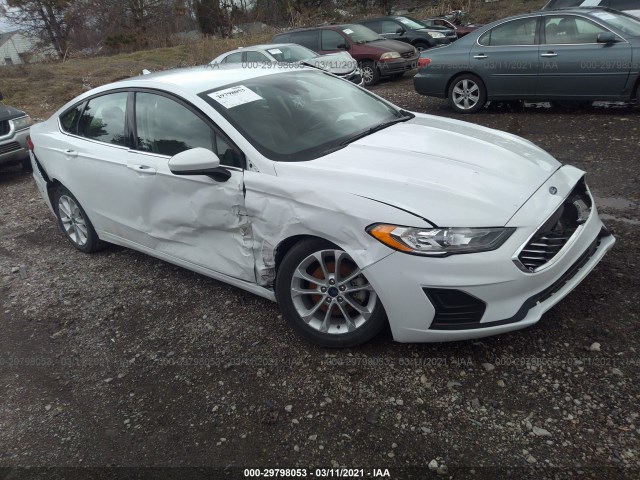Ford Fusion hybrid (2019)