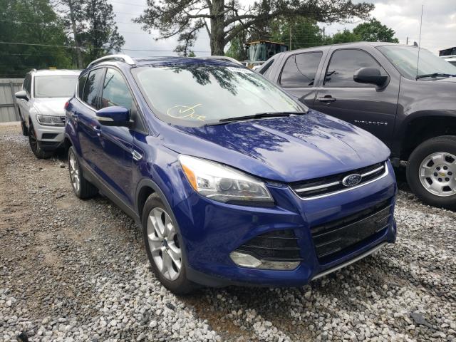 Ford Escape tit (2015)