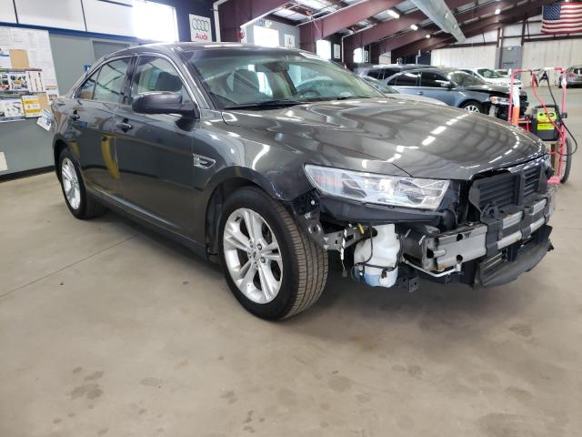 Ford Taurus sel (2015)