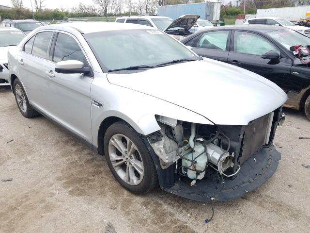 Ford Taurus sel (2015)