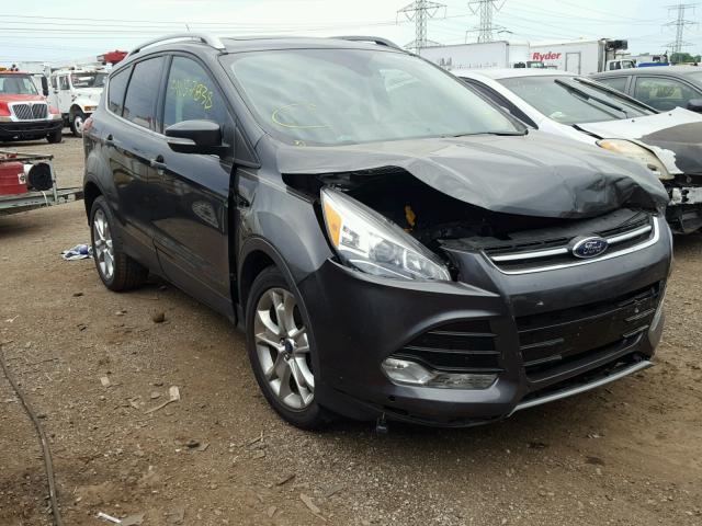 Ford Escape tit (2016)